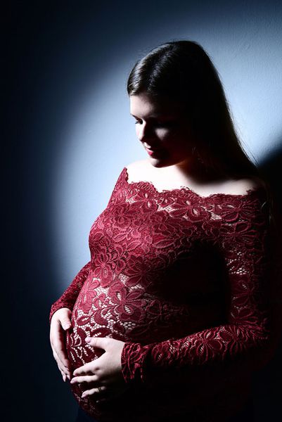 Babybauchshooting Schwangerschaft Fotoshooting im Fotostudio Zerbes Köln