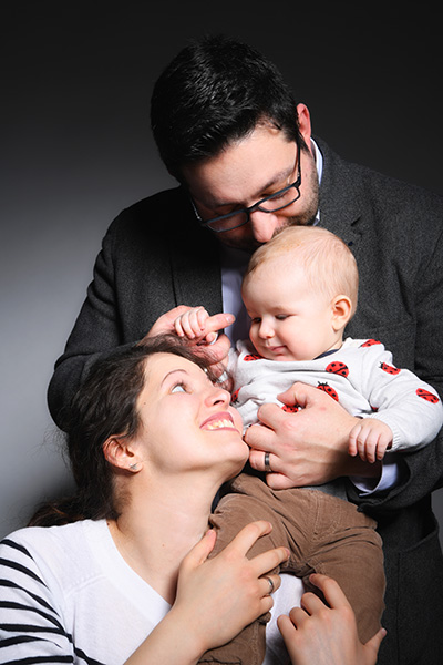 Familienshooting mit sechs Monate alten Sohn